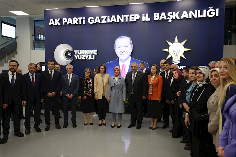 Aile ve Sosyal Hizmetler Bakanı Göktaş, AK Parti Gaziantep İl Başkanlığında konuştu