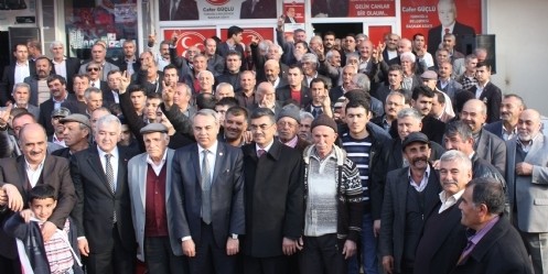 MHP Kahramanmaraş Milletvekili Mesut Dedeoğlu Türkoğlunda 