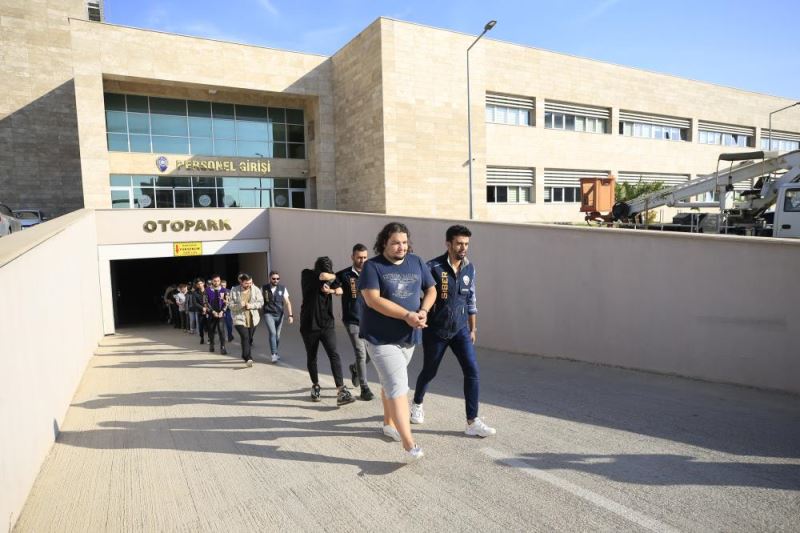 12 ilde hacker operasyonunda 23 şüpheli yakalandı