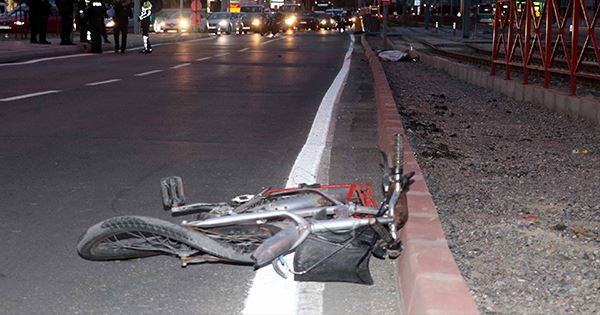 Bisikletle uyuşturucuyu satarken yakalanan sanığa dava