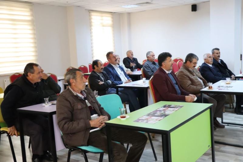 Kayseri Büyükşehir Belediyesi tarafından 447 mahalle muhtarına eğitim verildi