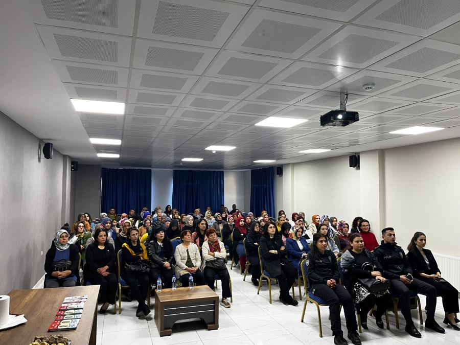 Andırın’da “En İyi Narkotik Polisi, Anne” semineri