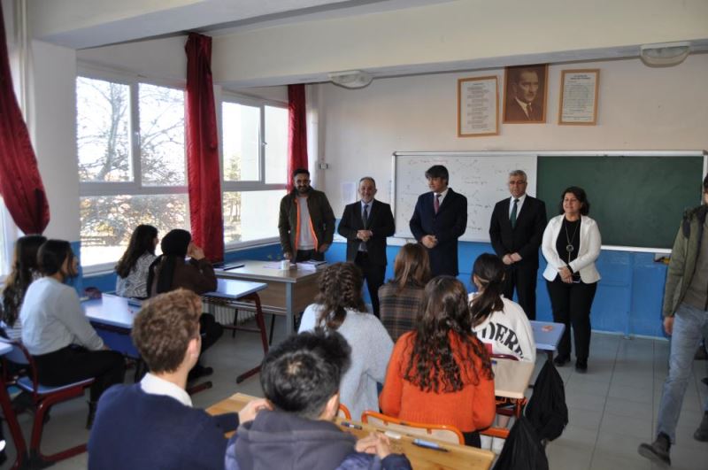 Sıınavlara hazırlanan öğrencilere Afşin Belediyesi