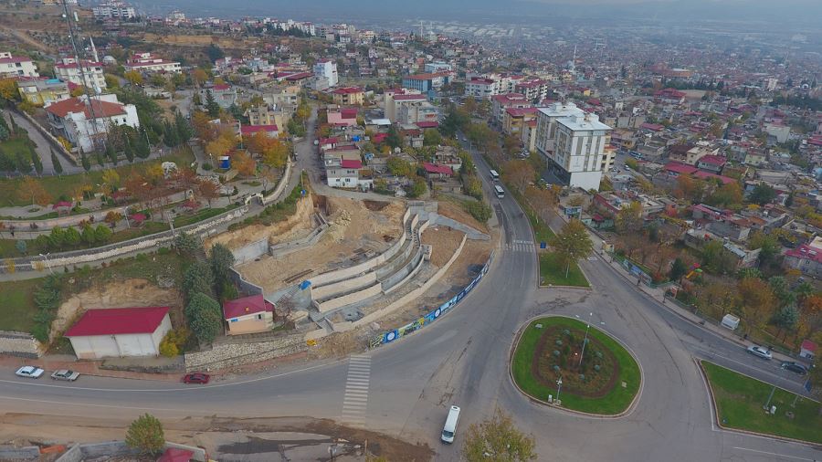 Dulkadiroğlu Yapay Şelale park inşaatı devam ediyor 