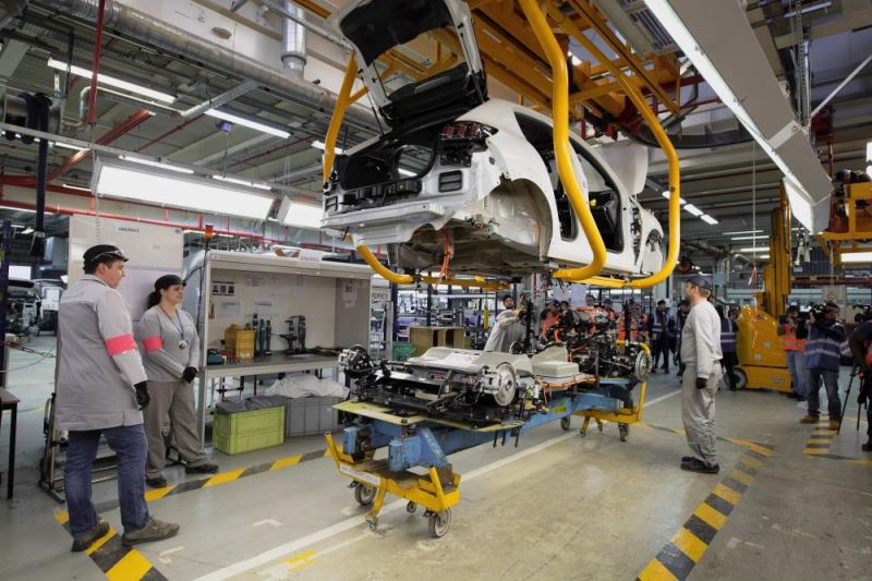 Peugeot, elektrikli modellerinin üretim sürecini açıkladı