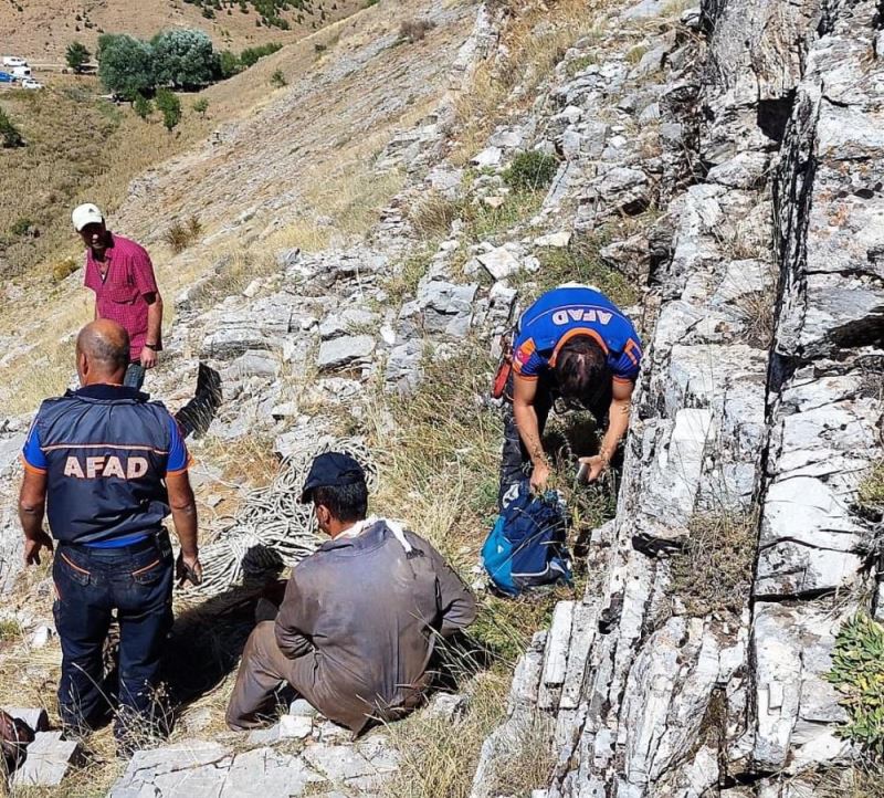 Isparta’da mağarada düşen kişi yaralandı
