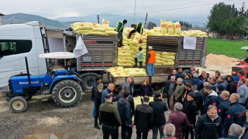 Gaziantep Büyükşehir Belediyesinden arpa ve buğday üreticilerine gübre desteği