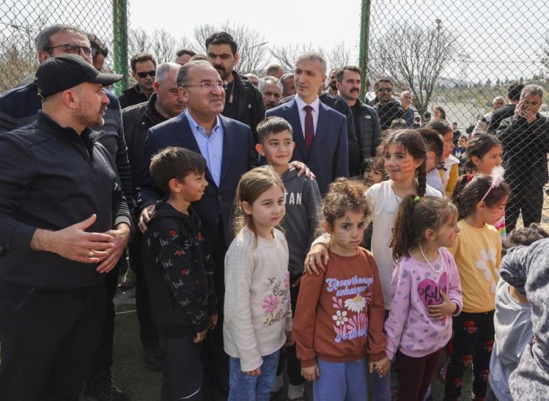 Adalet Bakanı Bozdağ, depremlerin merkez üssü Kahramanmaraş
