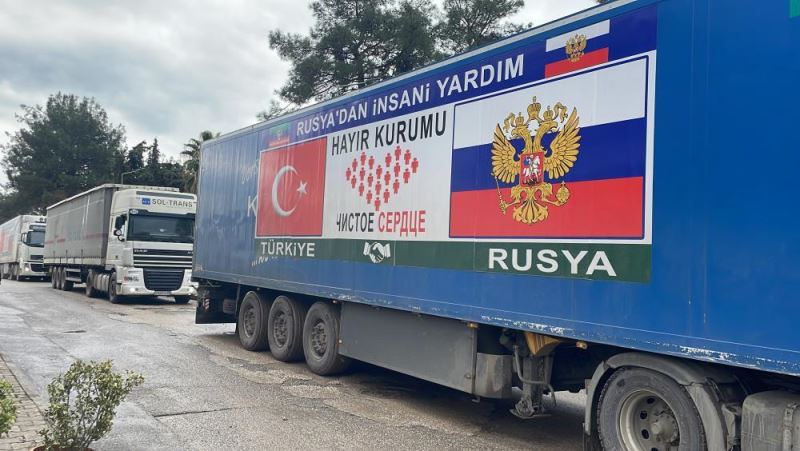 Rus milletvekilinin çağrısıyla toplanan 23 tır yardım Adıyaman