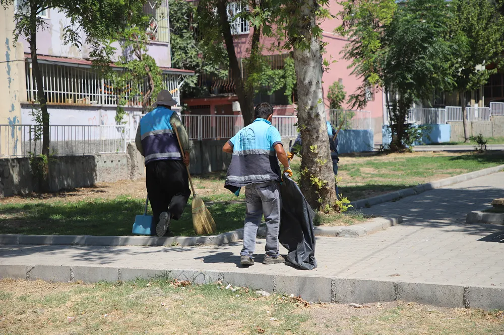 Namık Kemal Mahallesi Parklarına Özel Temizlik Çalışması 