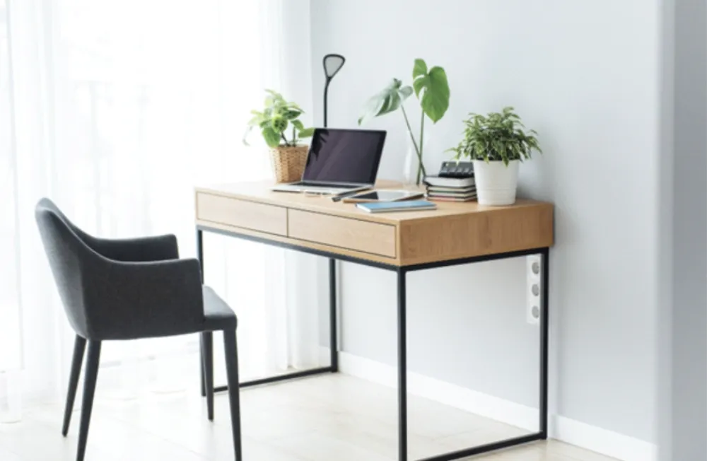 Ergonomik Çalışma Masası ile Konforlu Çalışma Alanları 