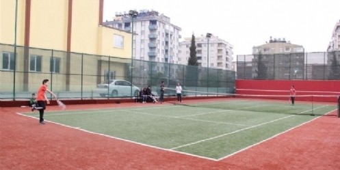 Okullar Arası Tenis Müsabakaları