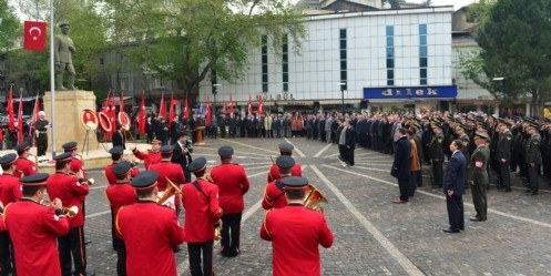 5 Nisan Madalya Günü 