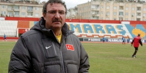 ``10 futbolcu dahil ederek takımı gençleştirdik