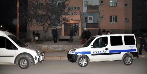 Yaşlı Kadın Evinde Ölü Bulundu
