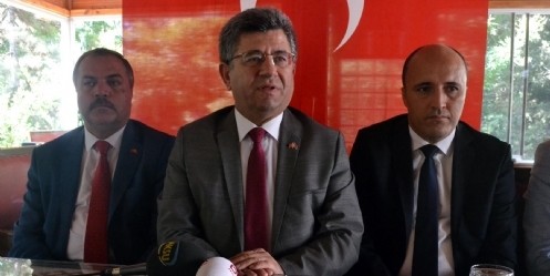 ``Cumhurbaşkanın keyfi tutumu nedeniyle hükumet kurmak gecikiyor``