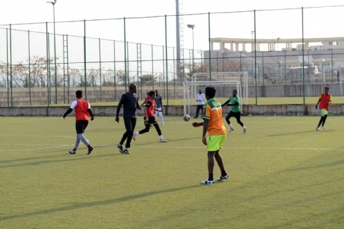 KSÜ Uluslararası Öğrencileri 16 Farklı Ülke Takımının Yarıştığı Mini Dünya Kupası Futbol Turnuvasında Mücadele Etti