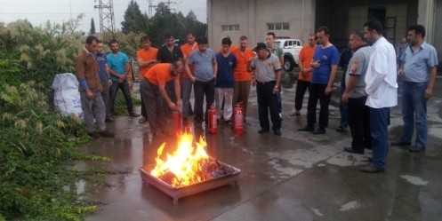 Fabrikalarda yangın eğitimi