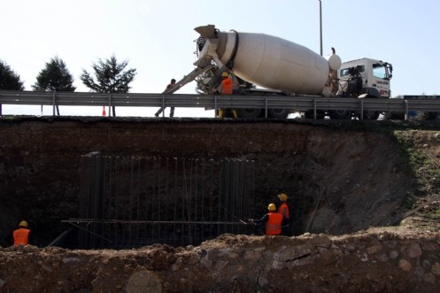 Başkan Güngör söz vermişti;
Batı Çevre Yolu Üzerine Üst Geçit Yapılıyor
