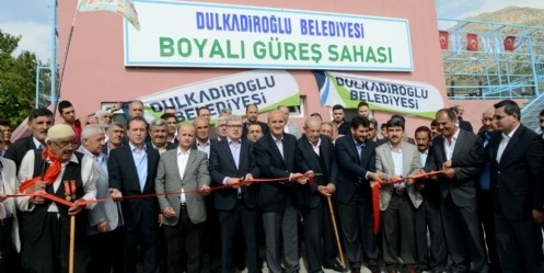 Dulkadiroğlu Belediyesinden spor tesisi açılışı
