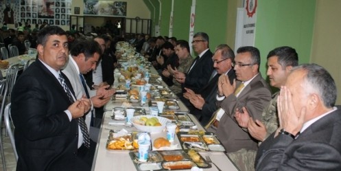 Pazarcık`ta muharrem iftarı