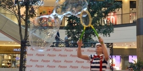 Piazza Çocuk Kulübü`nde Bubble Show