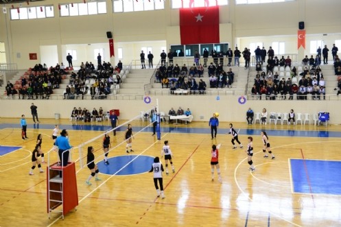 TÜSF Üniversiteler Voleybol 2. Lig Kadın-Erkek Grup Birinciliği Müsabakaları KSÜ Üniversitesi Ev Sahipliğinde Başladı