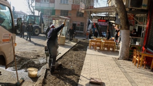 Büyükşehir Arterlerde Yenilemelerini Sürdürüyor