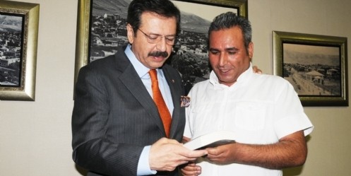 Politika Caddesi kitaplaştı