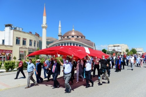 KSÜ, 15 Temmuz Şehitlerini Yâd Etmek İçin Yürüdü