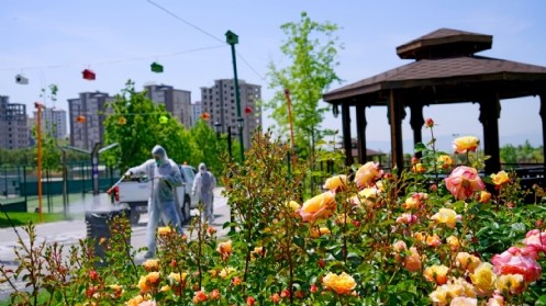   Park ve Bahçeler Faaliyete 
        Hazırlanıyor