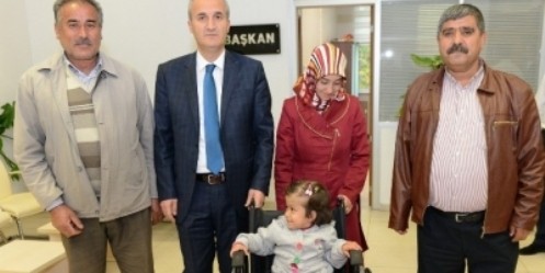 Belediye Başkanı Engelli Fatma Gül`ü Sevindirdi