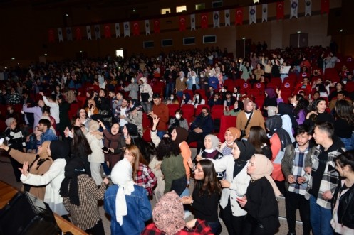 KSÜ Üniversitesi Öğrencileri Bahar Yarıyılına `Hoş Geldin` Konseriyle Merhaba Dedi