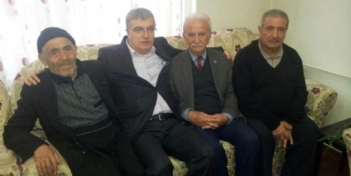 Her genç bir yaşlı adayıdır