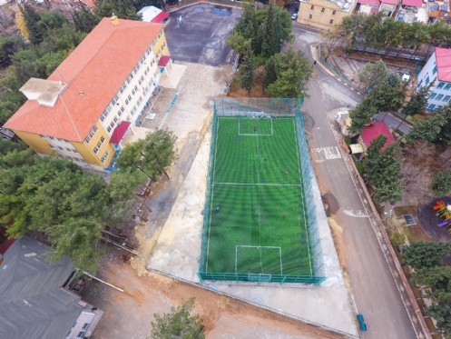 Altı Pazar Yeri, Üstü Halı Saha