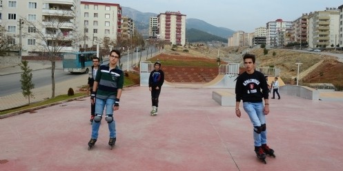 Skate Parklar Gençlerin Hizmetine Sunuldu