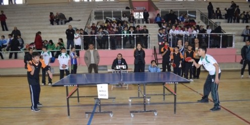 Okul sporları turnuvası, masa tenisi ile başladı
