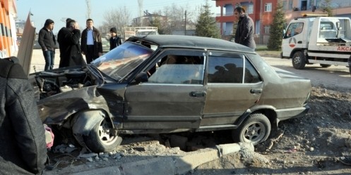 Trafik Kazası; 2 Yaralı