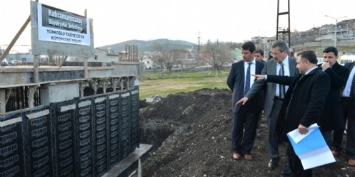 Türkoğlu Taziye Evi ve Kütüphane İnşaatında İnceleme 