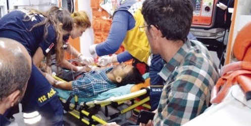 Bıçaklı Kavga, 4 Suriyeli yaralı