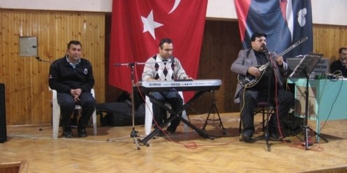 Hükümlü ve tutuklular konserde eğlendi