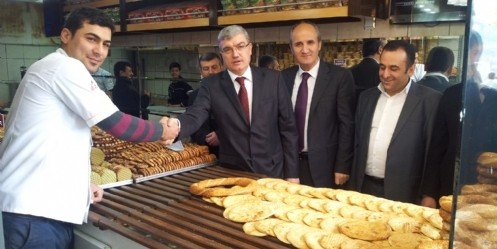 Güvenç; Ekmek israfı, geleceğimizin israfıdır