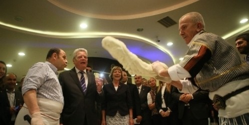 Almanya Cumhurbaşkanı Dondurma Şovunu İlgiyle İzledi
