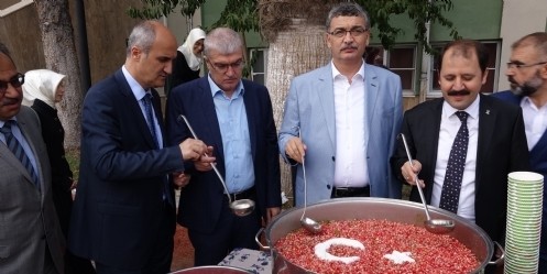 Kız İmam Hatipte Aşure Etkinliği