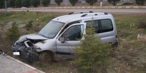 Türkoğlu`nda trafik kazası: 1 yaralı 