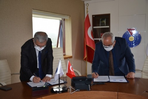 KSÜ Üniversitesi Karacasu ve Türkoğlu Yerleşkeleri Kahramanmaraş İstiklal Üniversitesine Devredildi