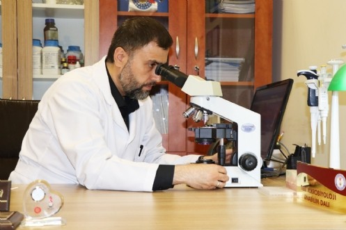 Prof. Dr. Ekrem Kireçci; Maymun Çiçeği Hastalığı Üzerinden Korku Oluşturulmaya Çalışılıyor