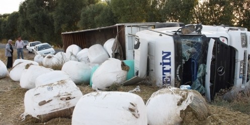 Trafik kazaları: 3 yaralı 