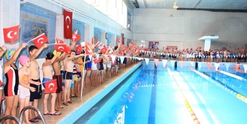 Yaz Spor Okulları Yüzme Finali Yapıldı