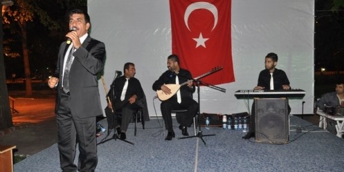 Reşit Muhtar`dan Elbistan`da konser